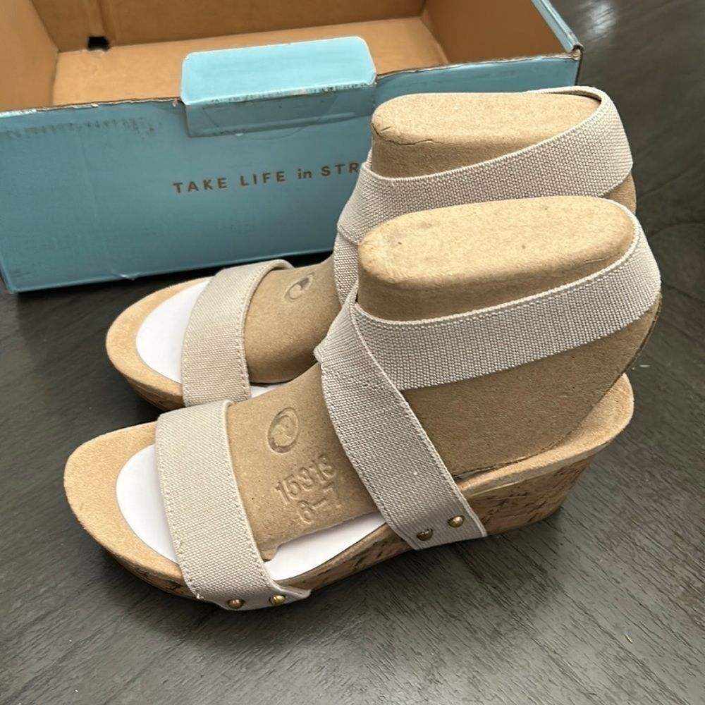 Women's Life Stride Del Mar Wedge Ankle Strap Sandal - Picture 6 of 8